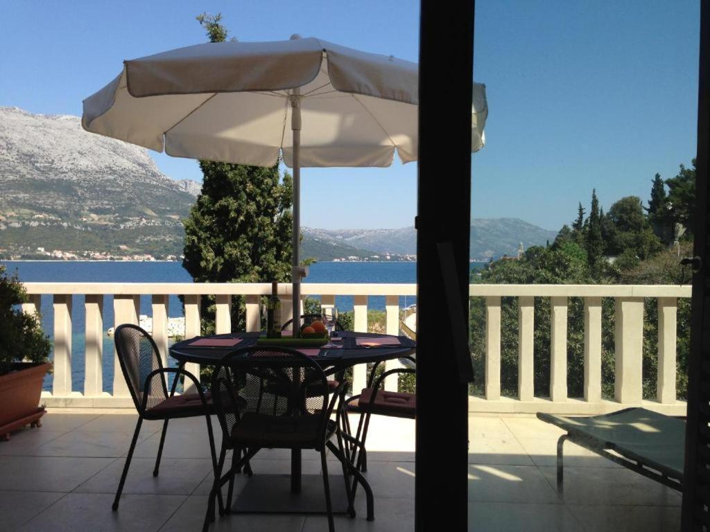 Villa Jade Apartments Front Row Sea View - Walk To Korcula Old Town Medvinjak Exterior photo