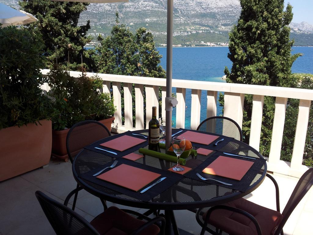 Villa Jade Apartments Front Row Sea View - Walk To Korcula Old Town Medvinjak Room photo