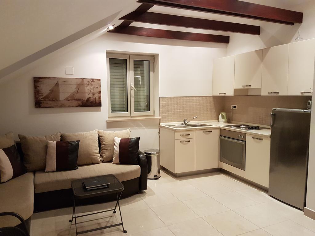Villa Jade Apartments Front Row Sea View - Walk To Korcula Old Town Medvinjak Exterior photo