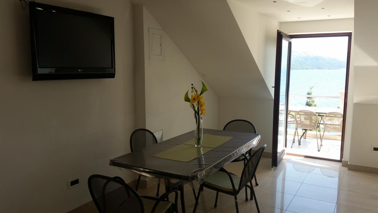 Villa Jade Apartments Front Row Sea View - Walk To Korcula Old Town Medvinjak Exterior photo