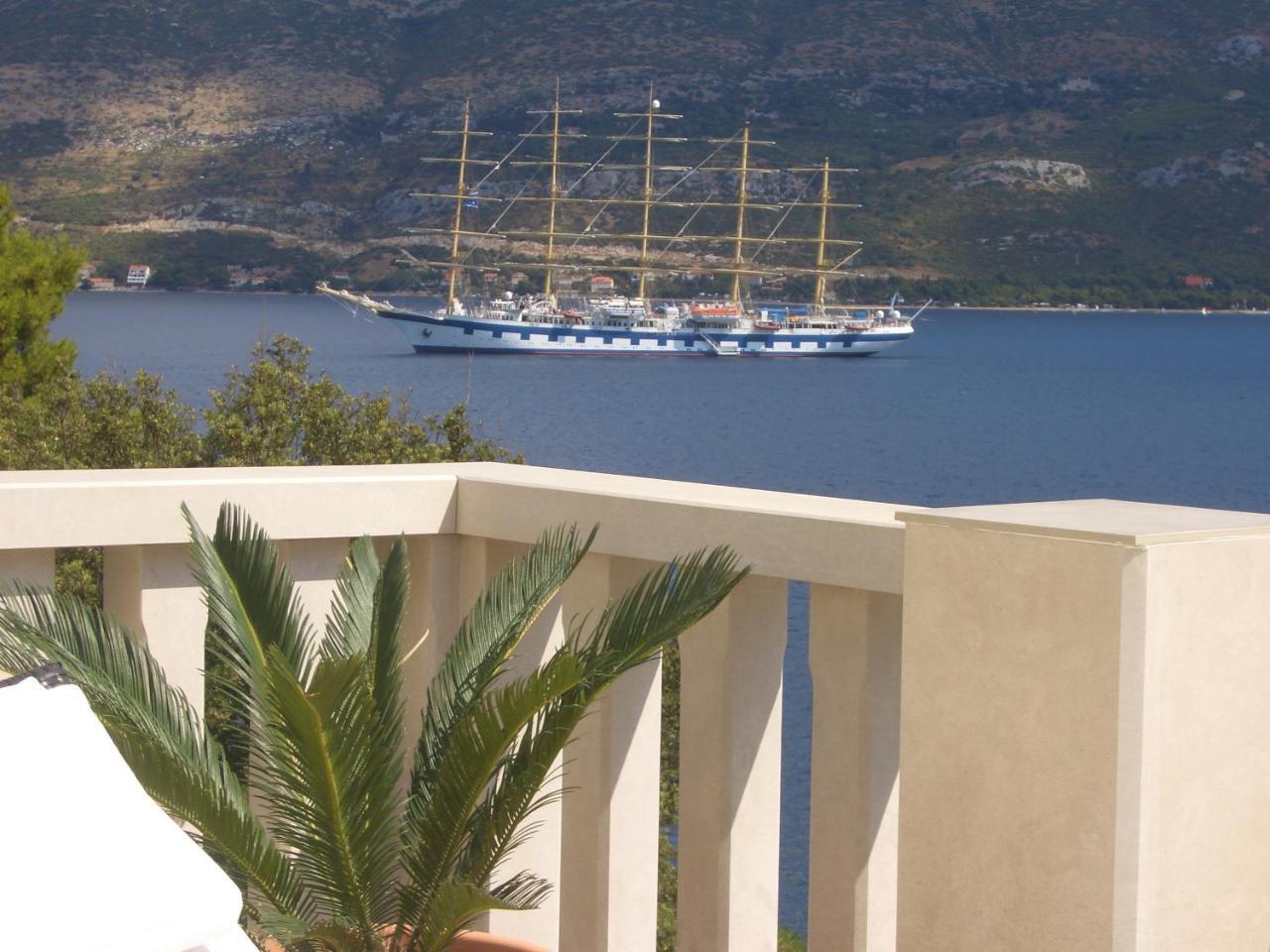 Villa Jade Apartments Front Row Sea View - Walk To Korcula Old Town Medvinjak Exterior photo