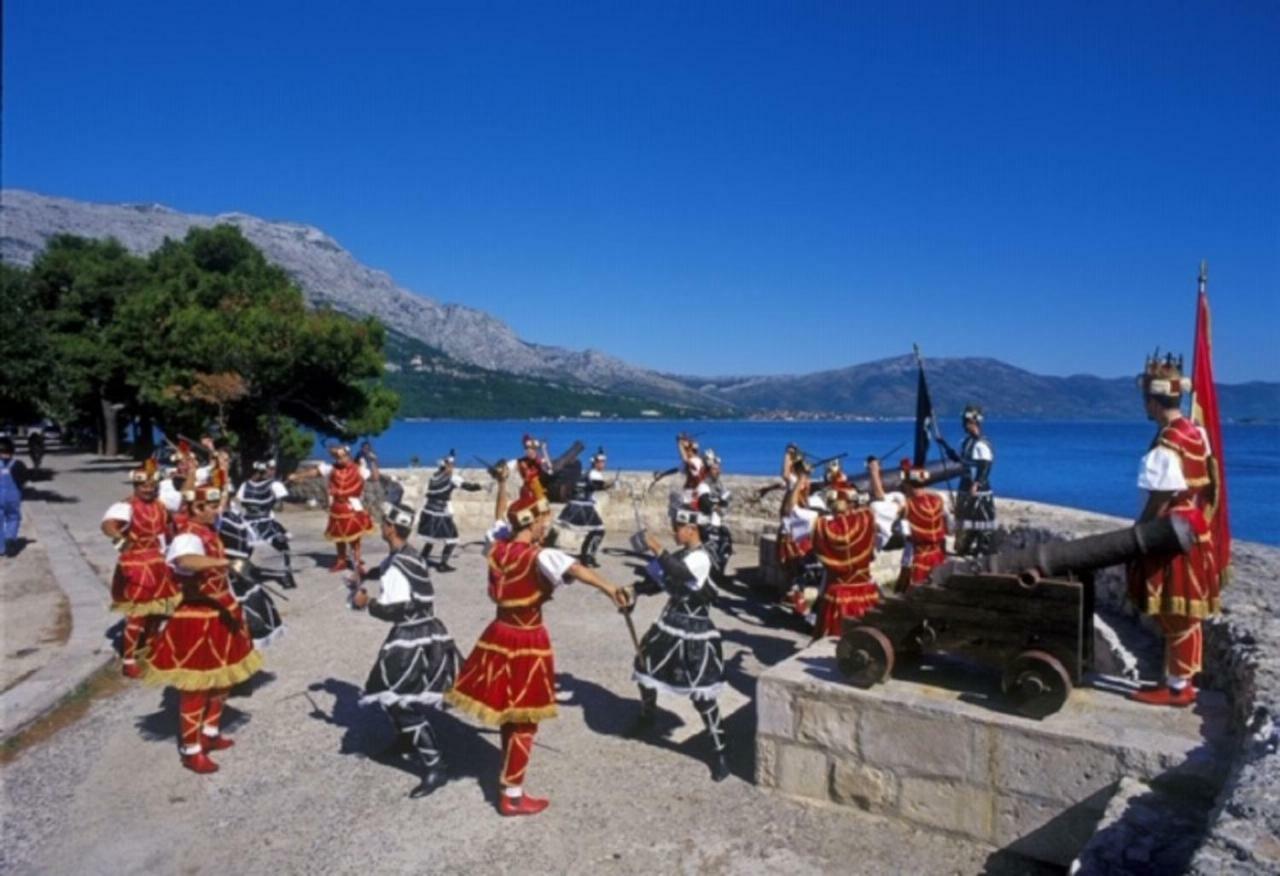 Villa Jade Apartments Front Row Sea View - Walk To Korcula Old Town Medvinjak Exterior photo