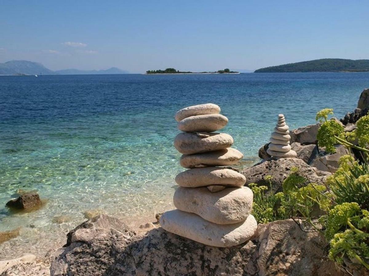 Villa Jade Apartments Front Row Sea View - Walk To Korcula Old Town Medvinjak Exterior photo